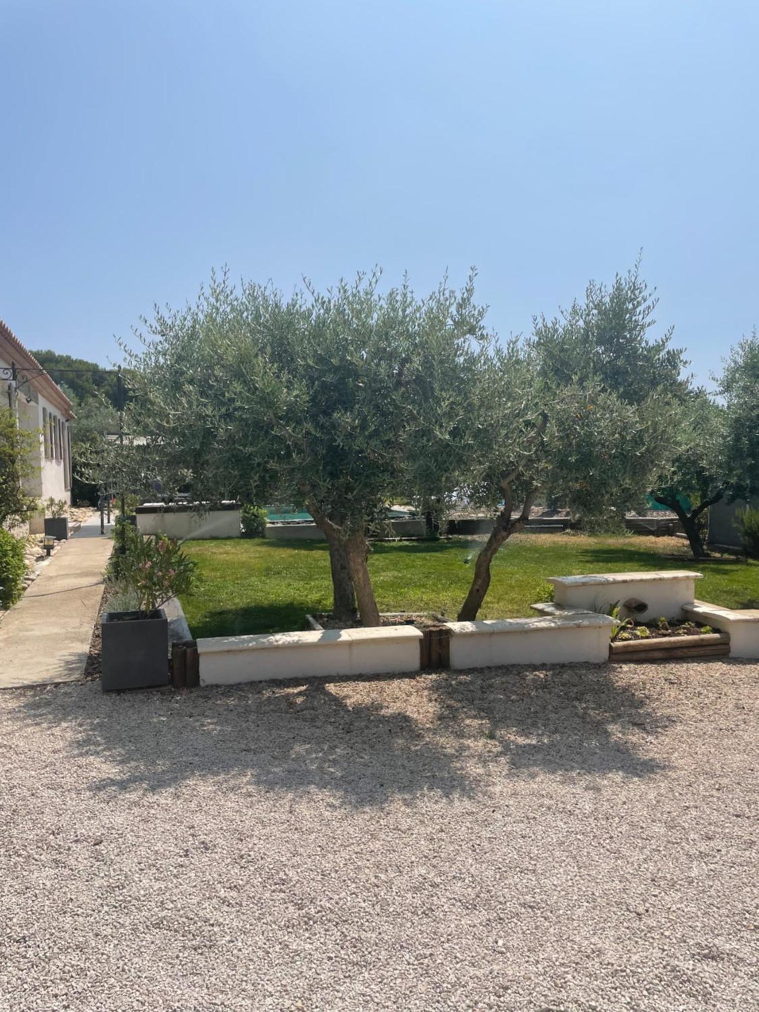 Villa Le Luberon Merindol Экстерьер фото